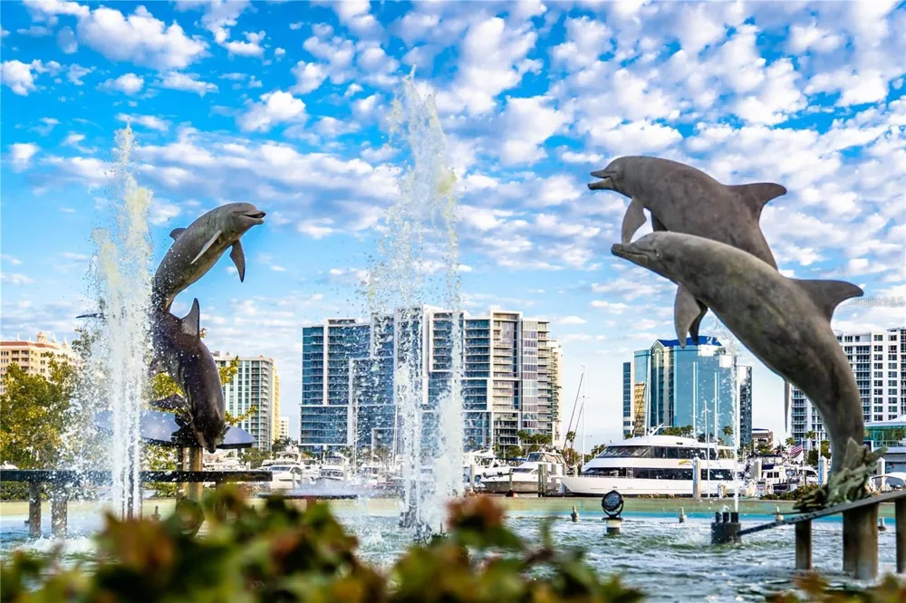 2050 EUCLID TERRACE Sarasota, FL 34239