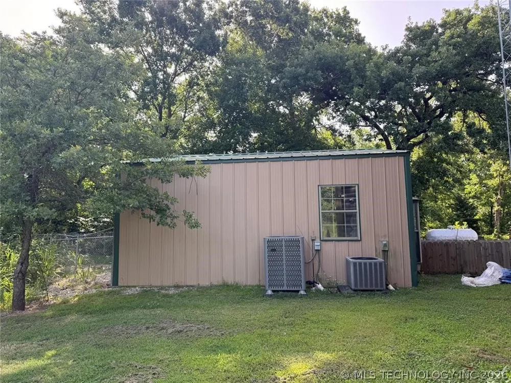 35689 EW 1210 ROAD Seminole, OK 74868
