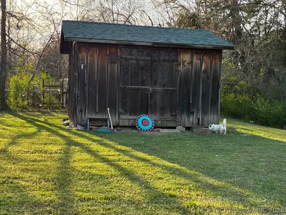 35689 EW 1210 ROAD Seminole, OK 74868