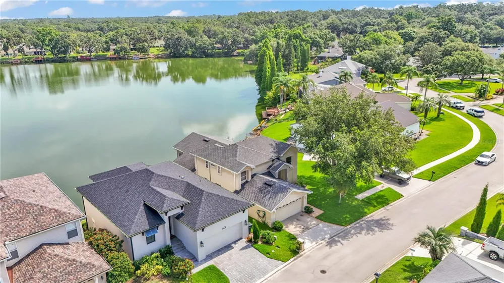 601 PENINSULAR DRIVE Lakeland, FL 33813