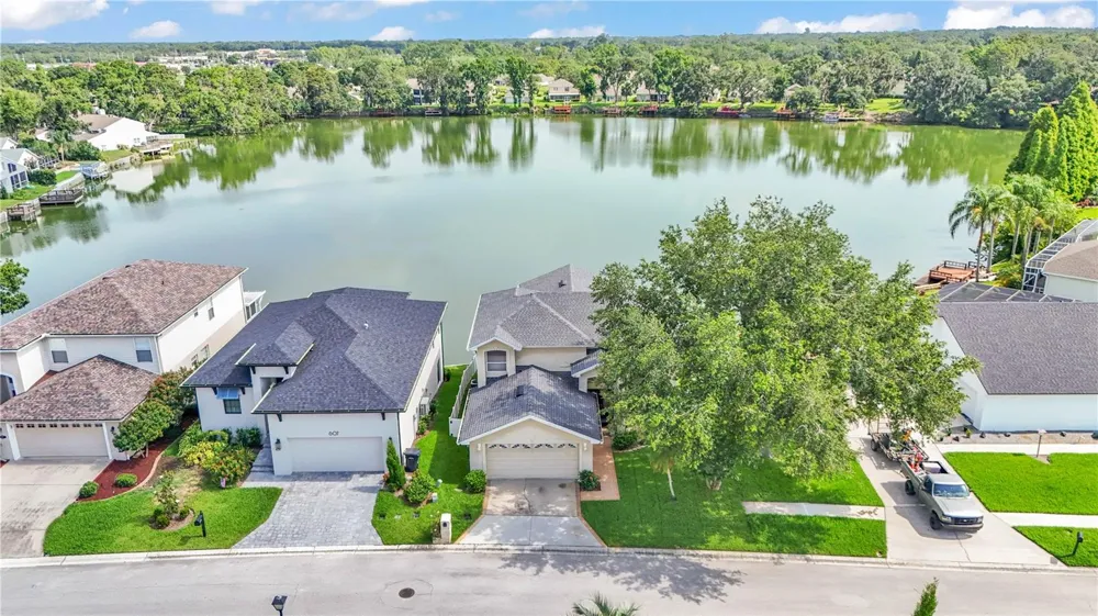 601 PENINSULAR DRIVE Lakeland, FL 33813