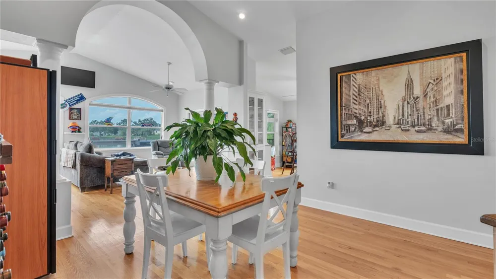 601 PENINSULAR DRIVE Lakeland, FL 33813