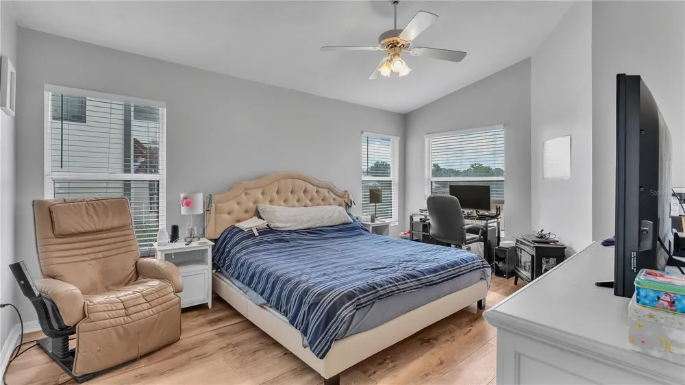 601 PENINSULAR DRIVE Lakeland, FL 33813