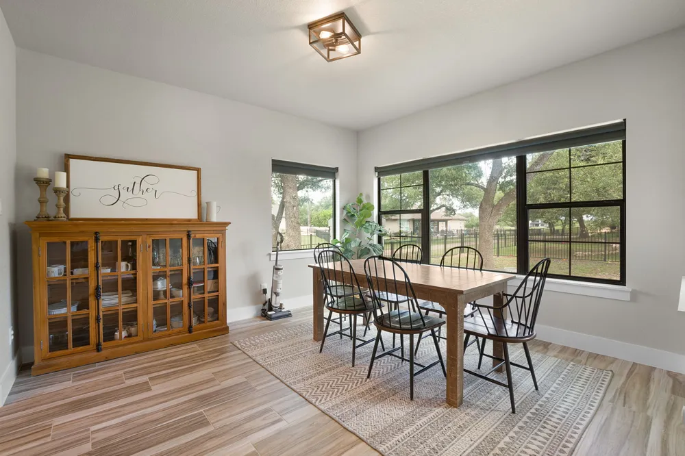 809 John Price Blanco, TX 78606