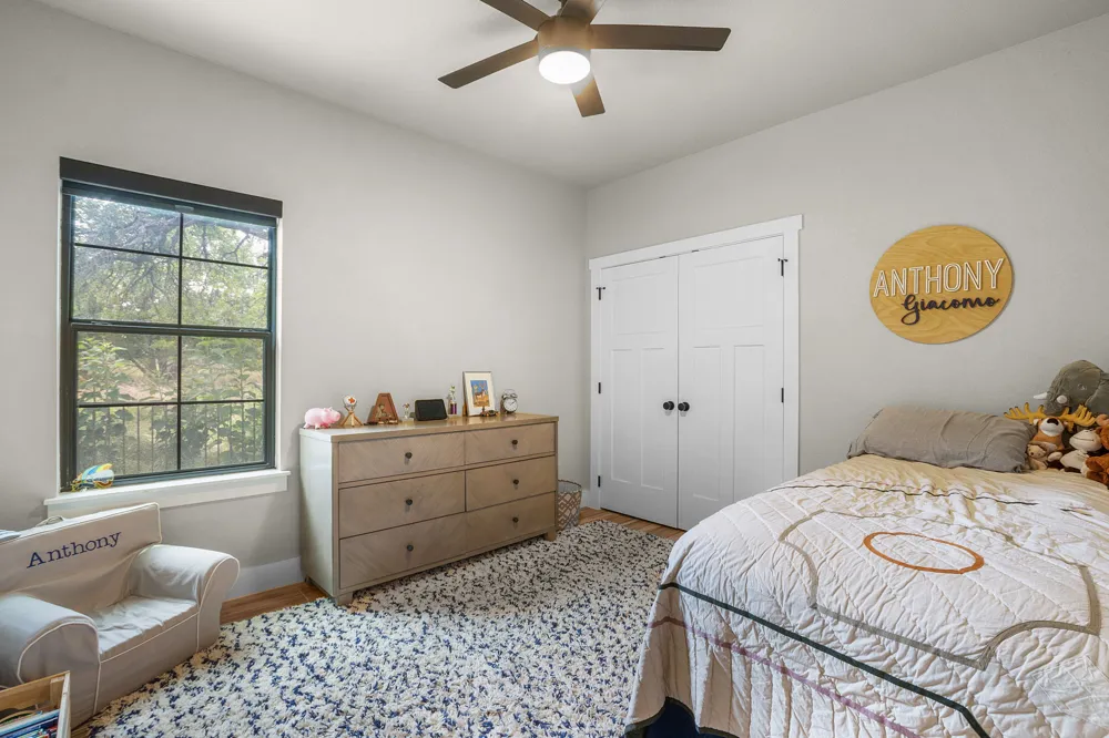809 John Price Blanco, TX 78606