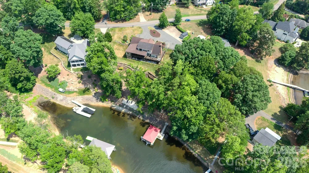 256 Greenbay Road Mooresville, NC 28117