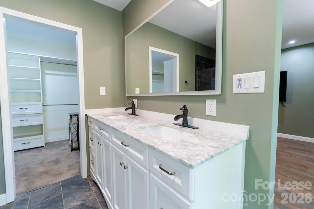 256 Greenbay Road Mooresville, NC 28117