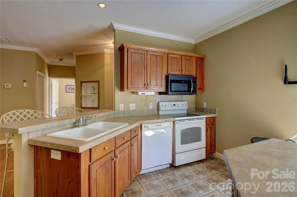 498 Broad Branch Road Bakersville, NC 28705
