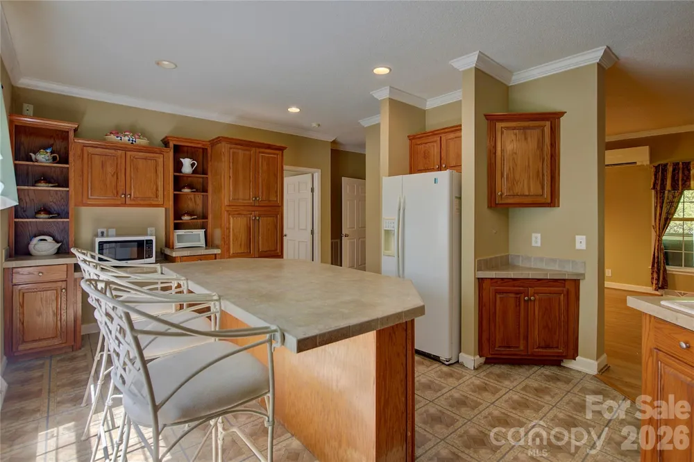 498 Broad Branch Road Bakersville, NC 28705