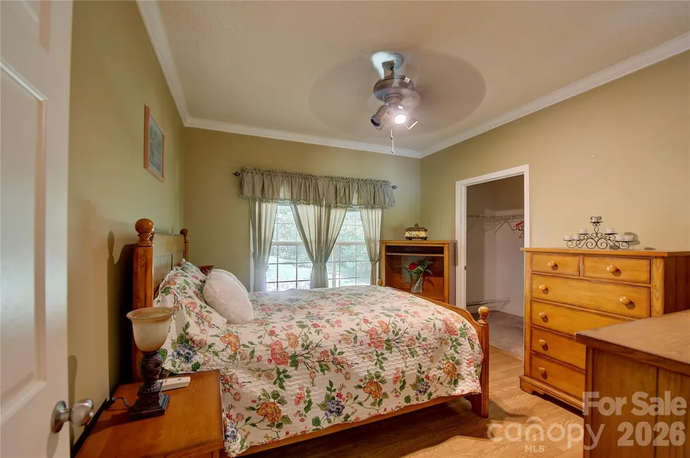 498 Broad Branch Road Bakersville, NC 28705