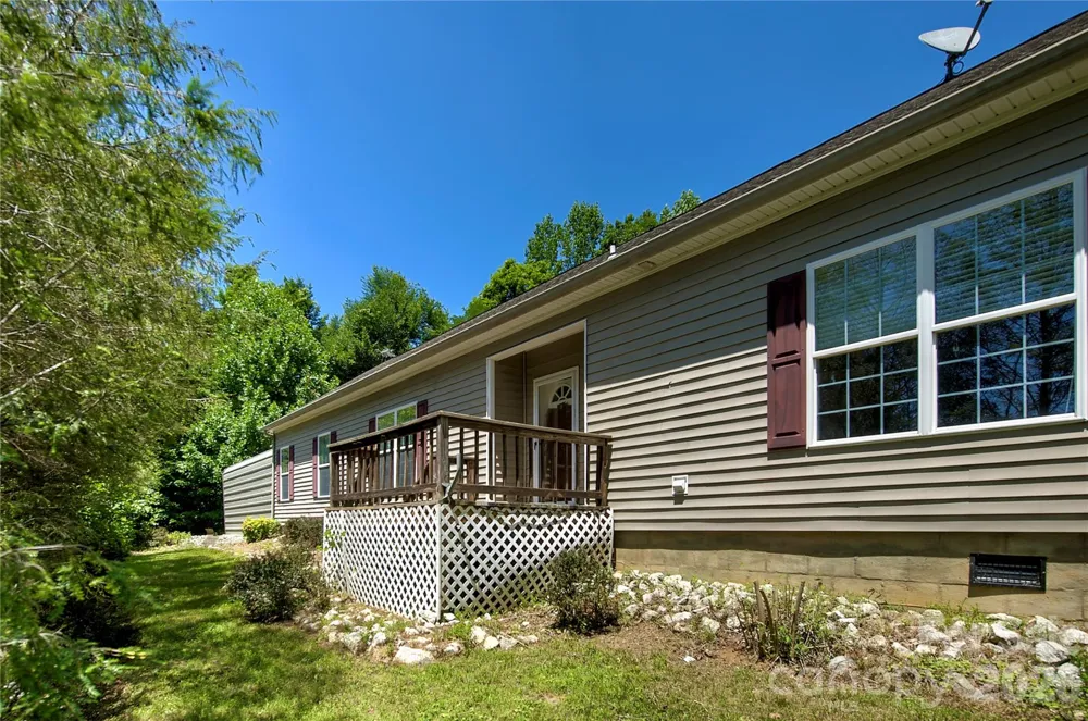 498 Broad Branch Road Bakersville, NC 28705