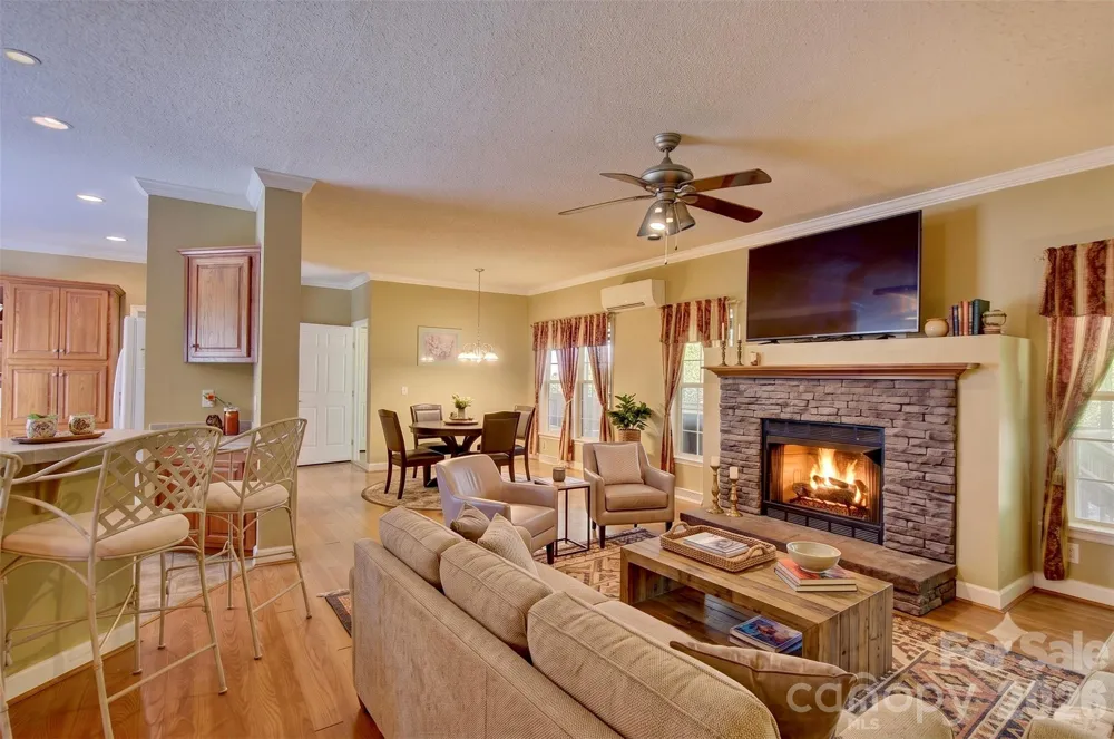 498 Broad Branch Road Bakersville, NC 28705