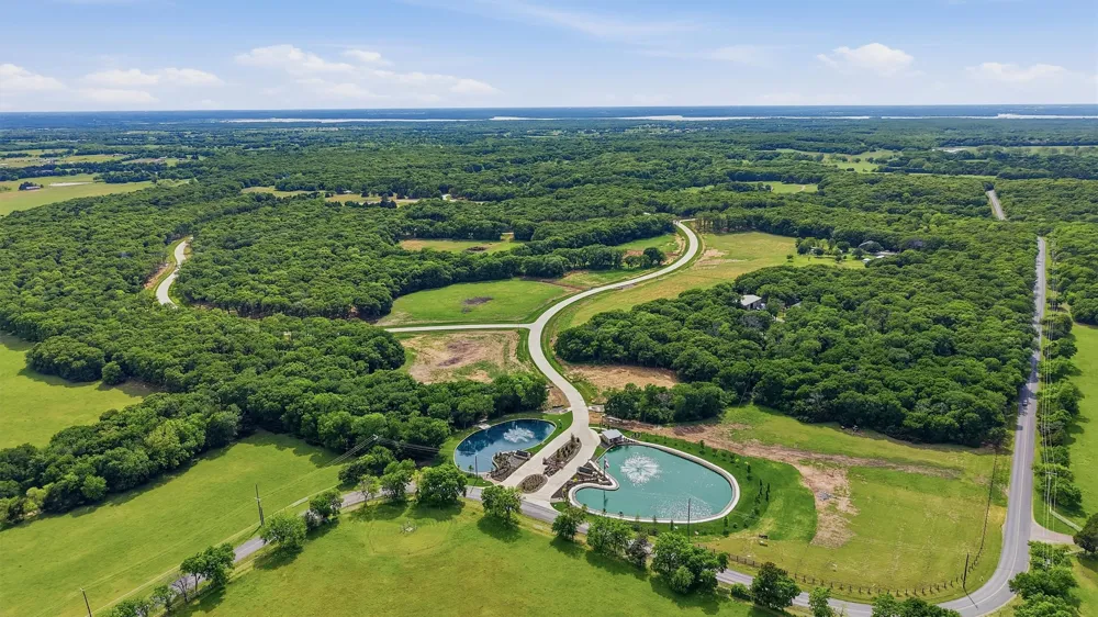 271 White Tail Way Pottsboro, TX 75076