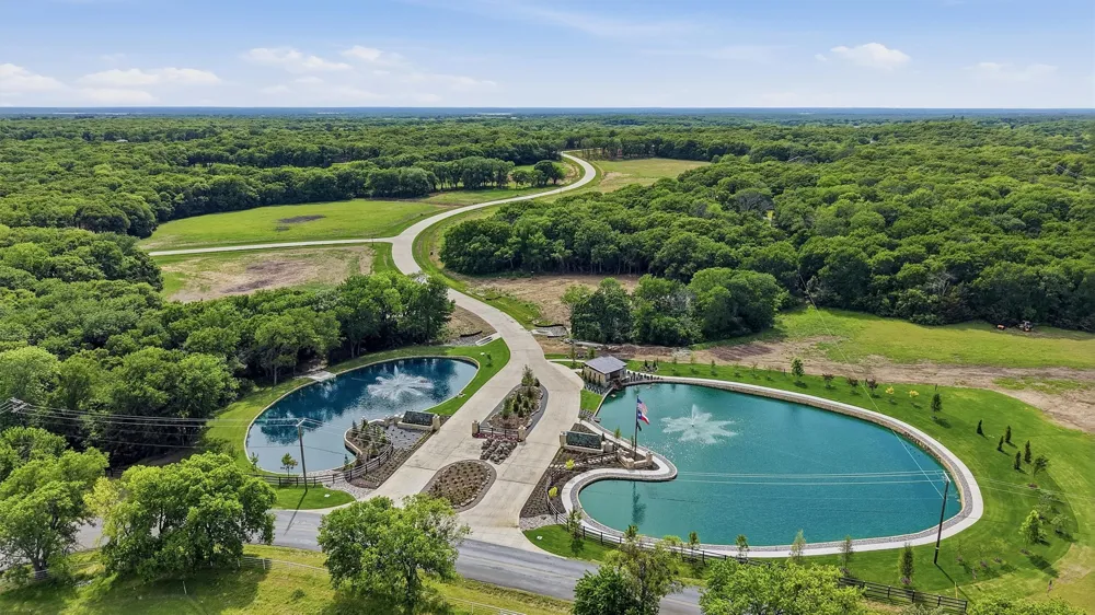 271 White Tail Way Pottsboro, TX 75076