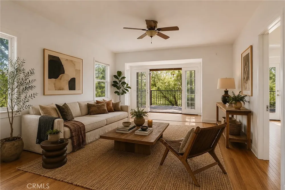 21857 Koontz Way Topanga, CA 90290