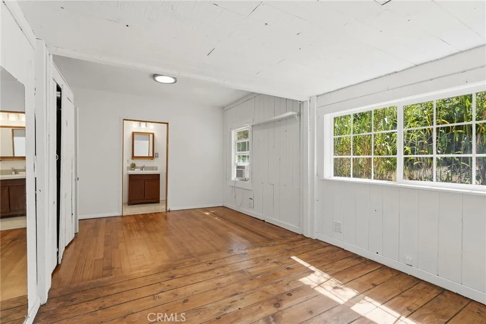 21857 Koontz Way Topanga, CA 90290