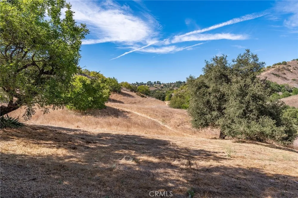 21857 Koontz Way Topanga, CA 90290