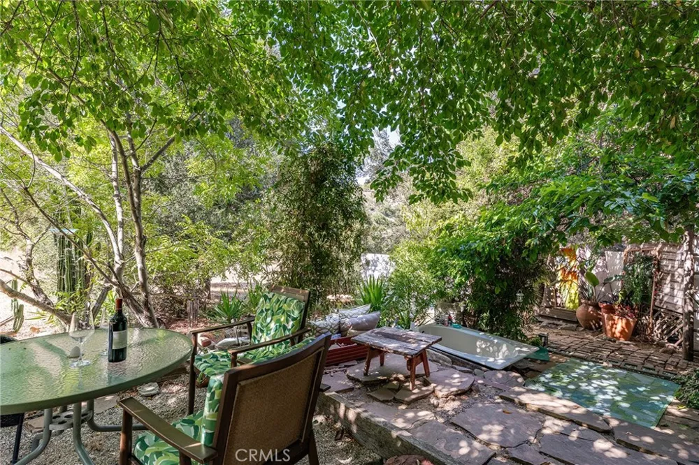 21857 Koontz Way Topanga, CA 90290