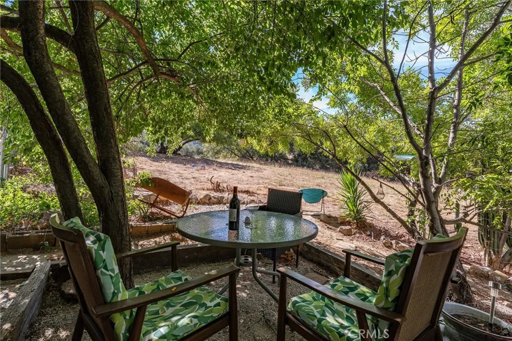 21857 Koontz Way Topanga, CA 90290