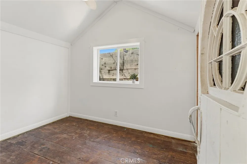 21857 Koontz Way Topanga, CA 90290