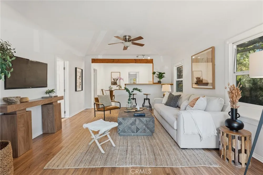 21857 Koontz Way Topanga, CA 90290