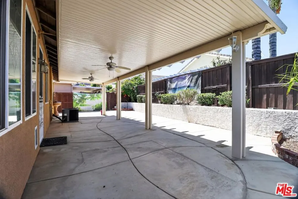 8240 Campbell Court Hemet, CA 92545