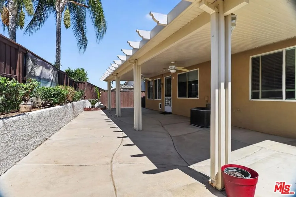 8240 Campbell Court Hemet, CA 92545