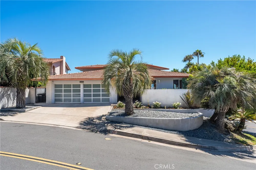 1201 Via La Jolla San Clemente, CA 92672