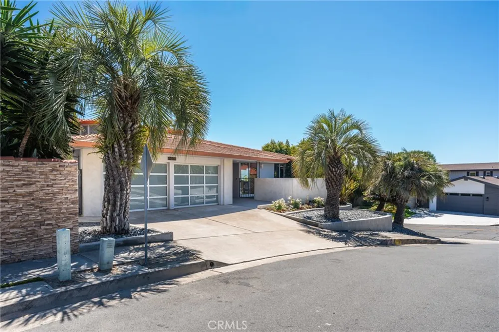 1201 Via La Jolla San Clemente, CA 92672