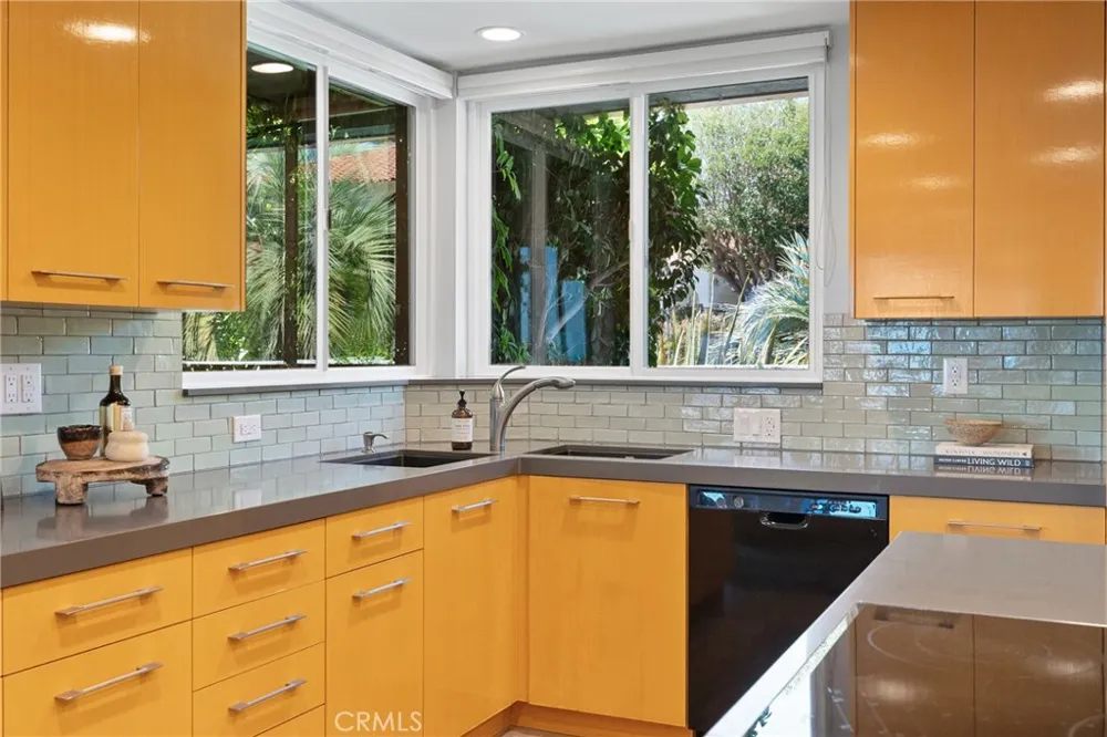 1201 Via La Jolla San Clemente, CA 92672