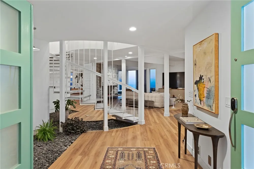 1201 Via La Jolla San Clemente, CA 92672