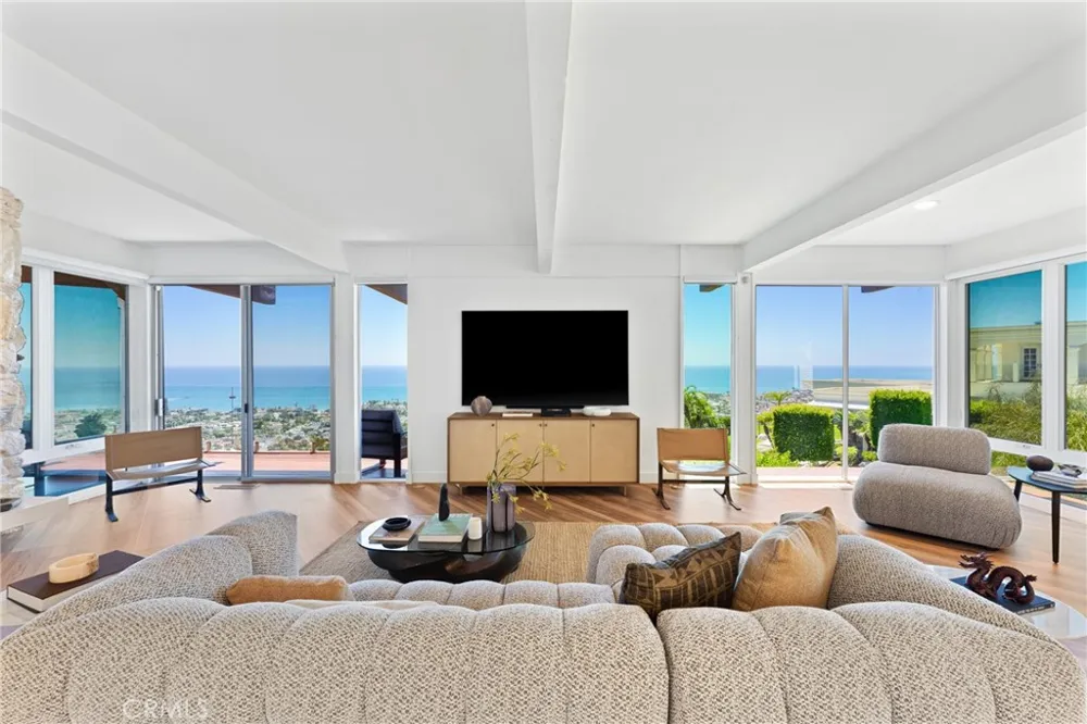 1201 Via La Jolla San Clemente, CA 92672