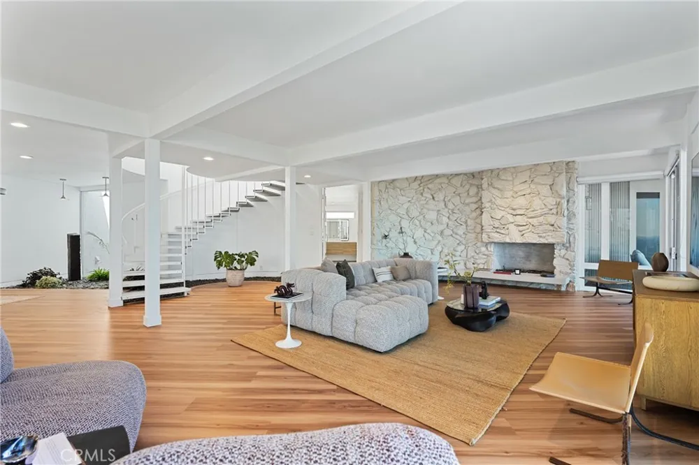 1201 Via La Jolla San Clemente, CA 92672