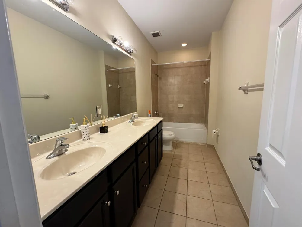 9136 SW 227th Terrace #9136 Cutler Bay, FL 33190