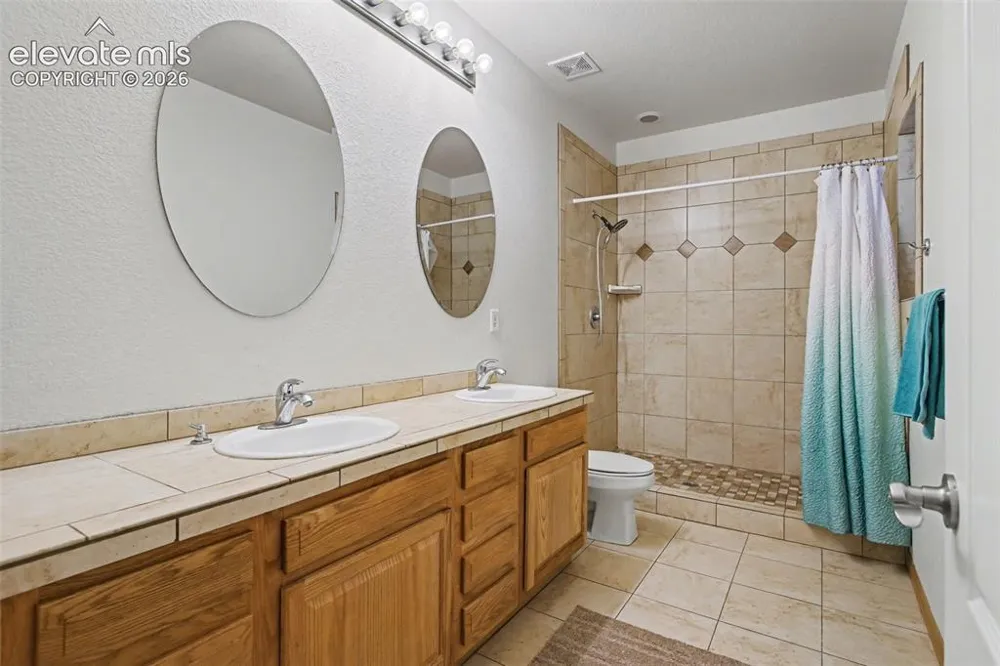 261 Pinecrest Way Palmer Lake, CO 80133