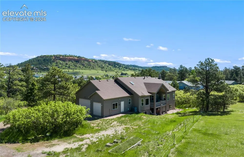 261 Pinecrest Way Palmer Lake, CO 80133