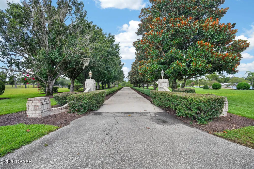 350 FOX HOLLOW FARMS RD Pierson, FL 32180