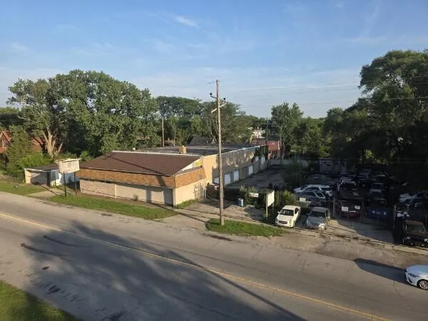 2563 W 11th Avenue Gary, IN 46404