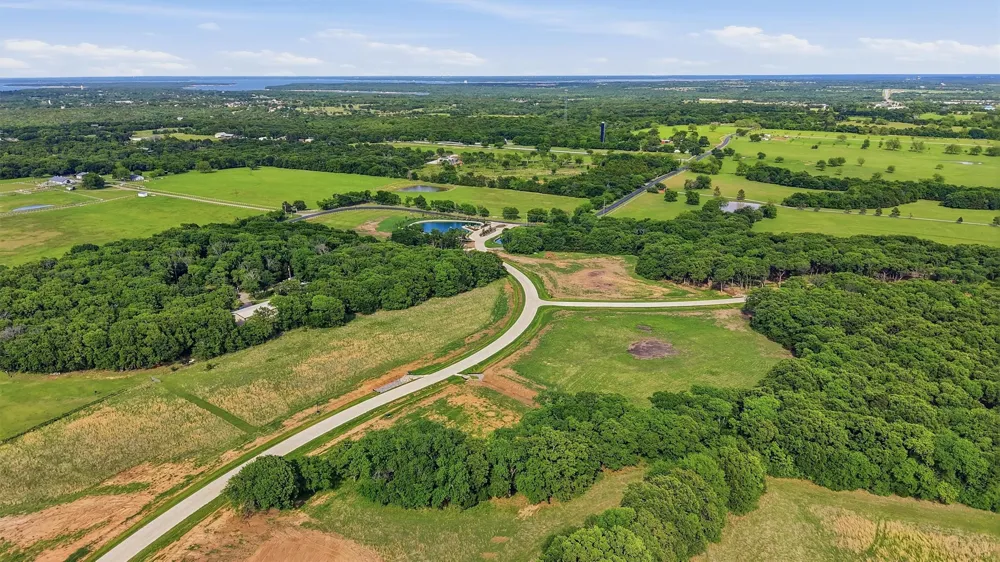 60 Doe Crossing Pottsboro, TX 75076