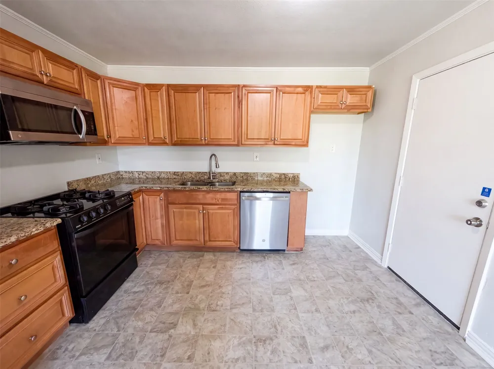 4268 Texas College Drive Dallas, TX 75241