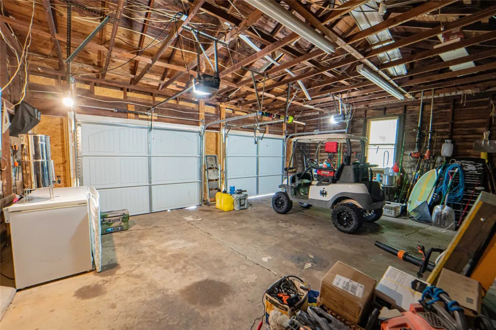 1002 E Lindsey Street Breckenridge, TX 76424
