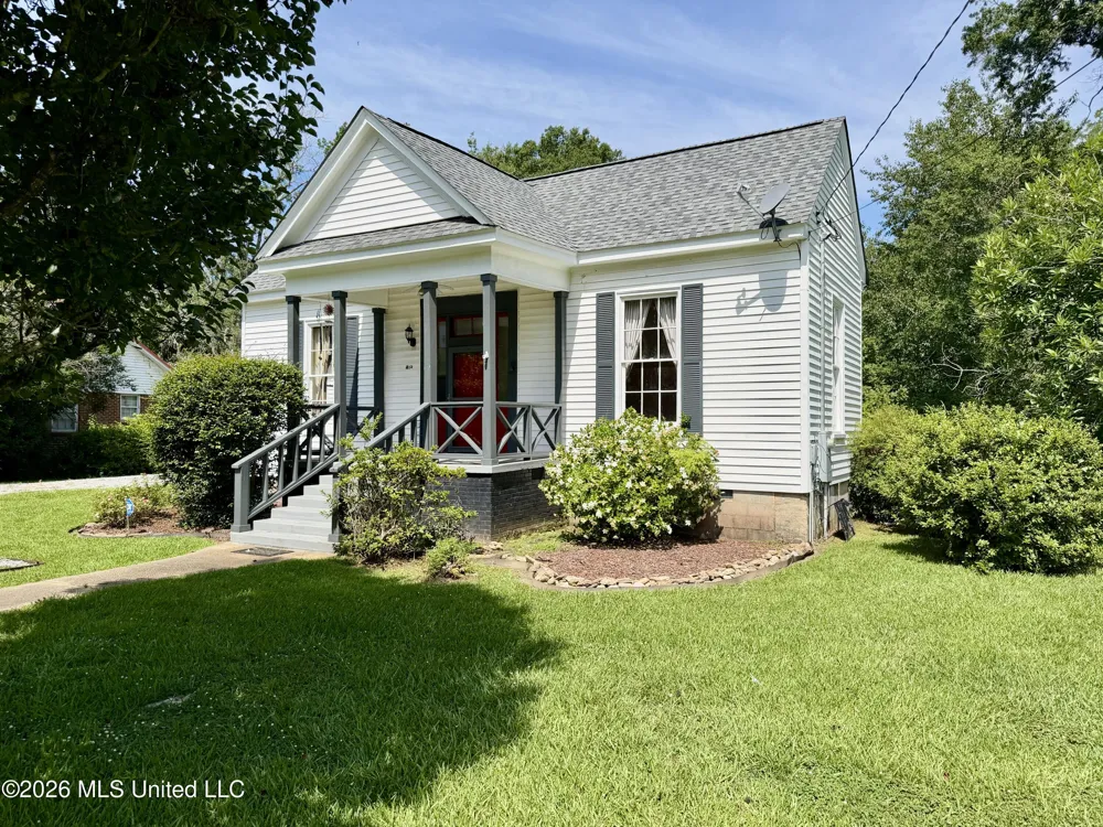 412 S Jackson Street Crystal Springs, MS 39059