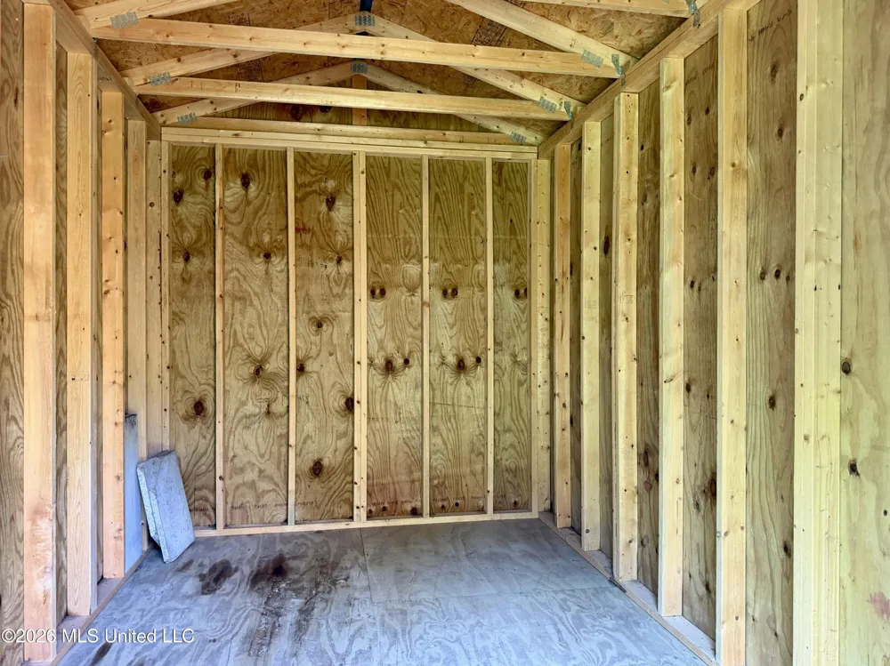 412 S Jackson Street Crystal Springs, MS 39059