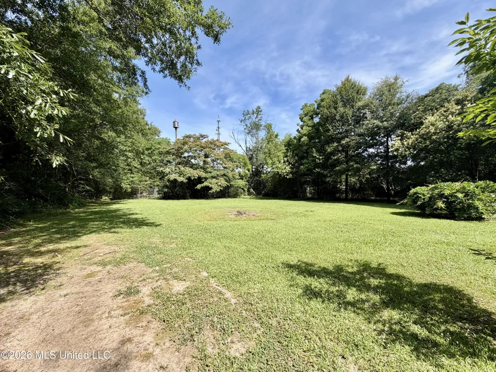 412 S Jackson Street Crystal Springs, MS 39059