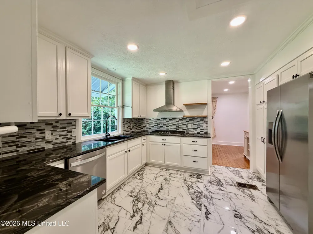 412 S Jackson Street Crystal Springs, MS 39059