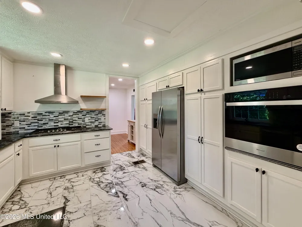 412 S Jackson Street Crystal Springs, MS 39059