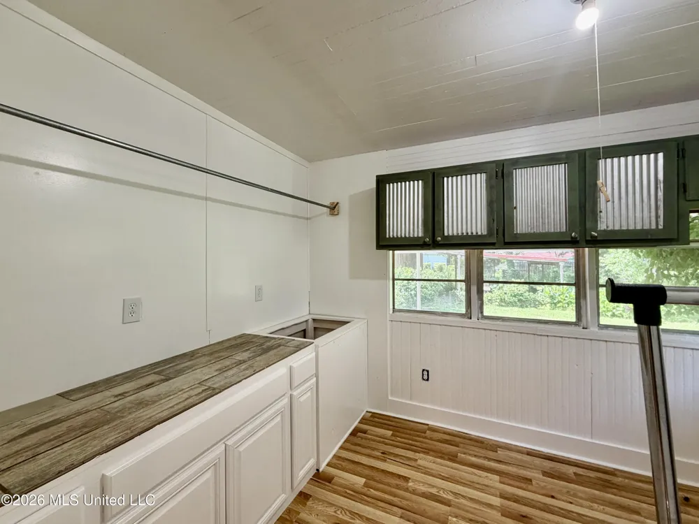412 S Jackson Street Crystal Springs, MS 39059
