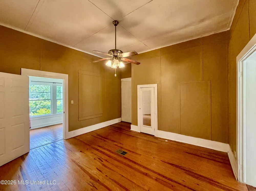 412 S Jackson Street Crystal Springs, MS 39059