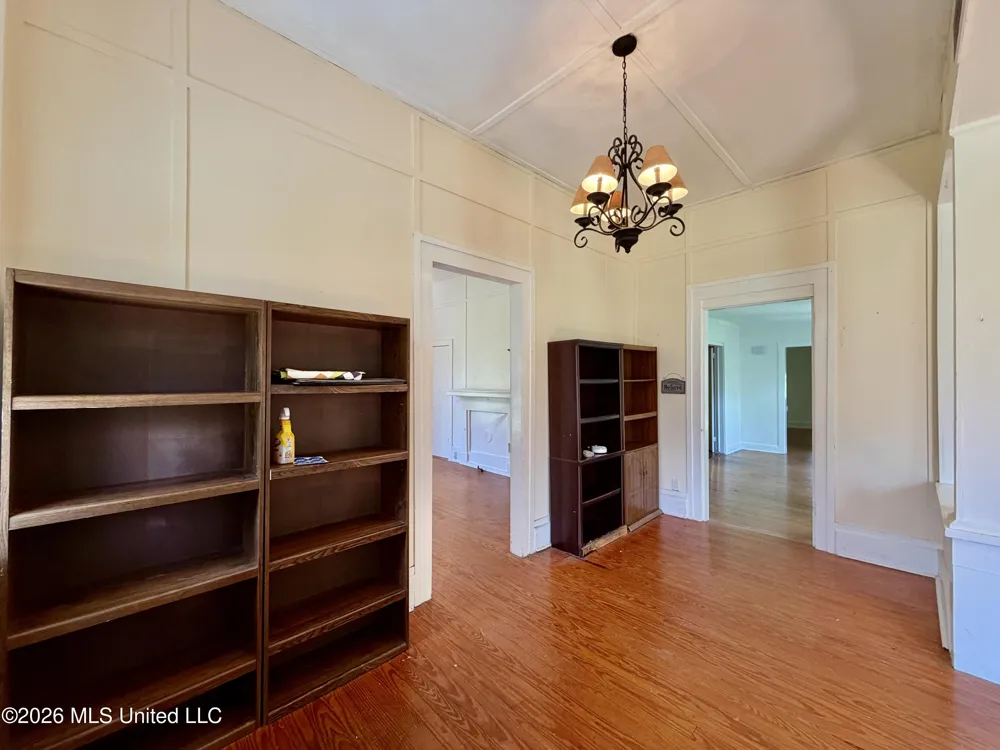 412 S Jackson Street Crystal Springs, MS 39059