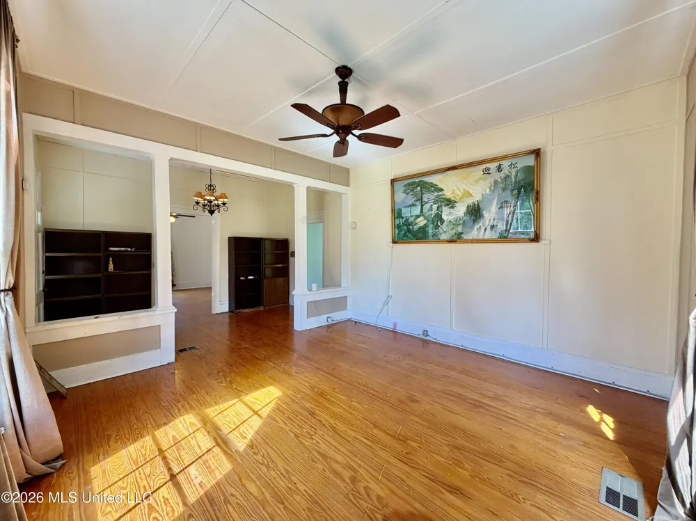 412 S Jackson Street Crystal Springs, MS 39059